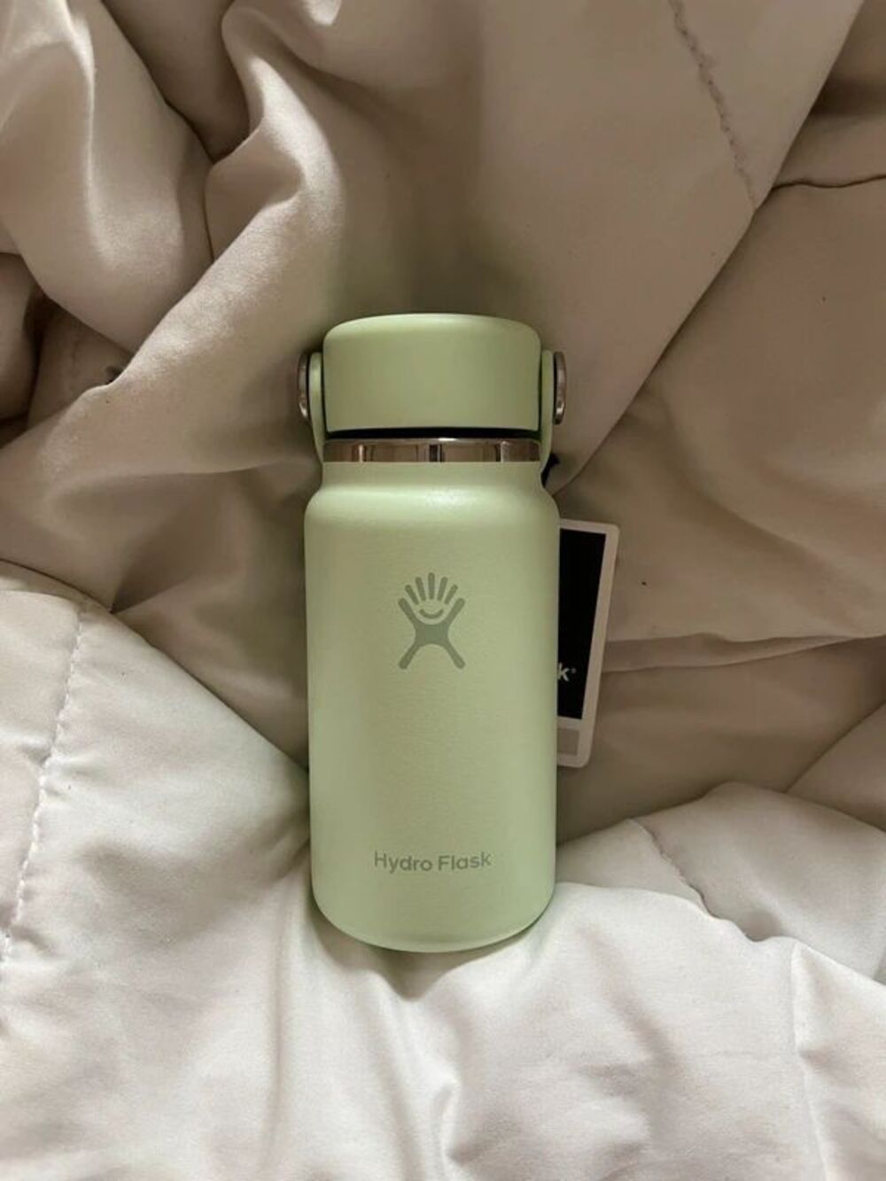 Light Green Mint Color Micro Hydro Flask